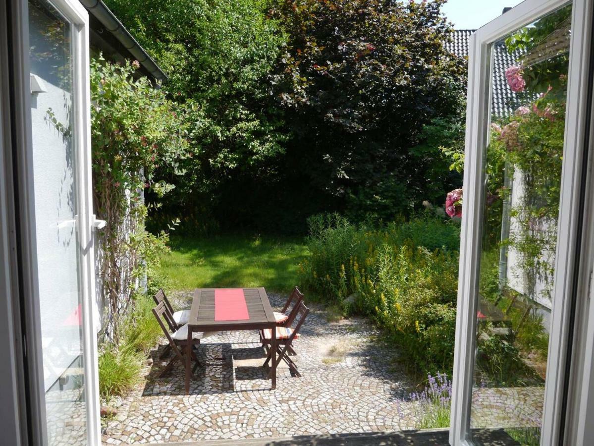 Sonniges Haeuschen Mit Garten Braunschweig Bagian luar foto